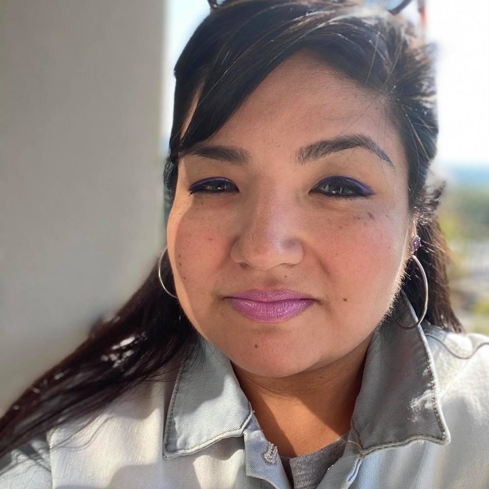 Meet your Posher, April